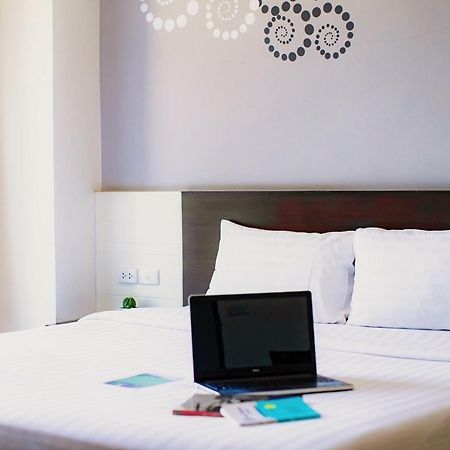 Phavina Hotel Rayong Sha Extra Plus Bagian luar foto