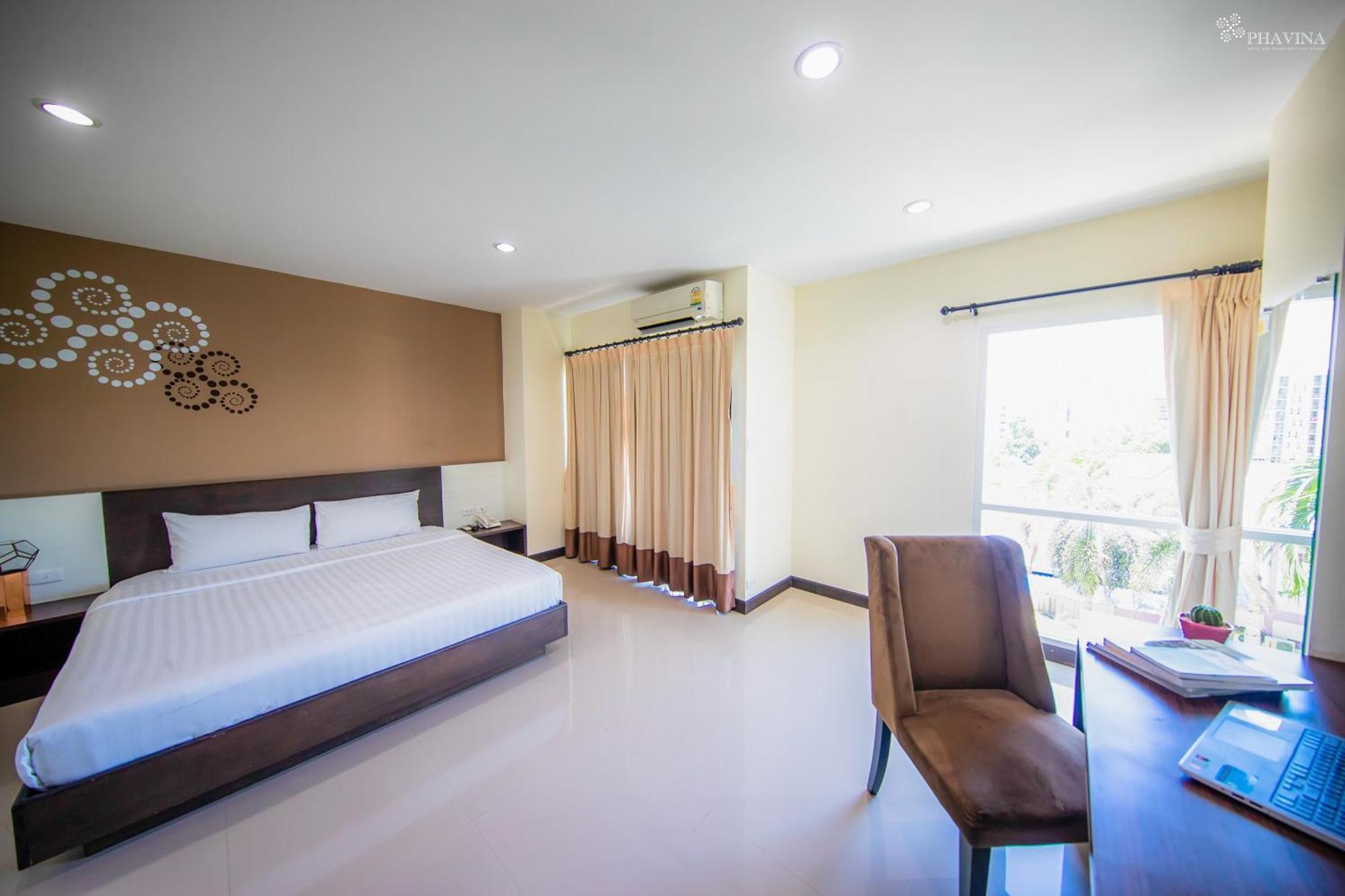 Phavina Hotel Rayong Sha Extra Plus Bagian luar foto