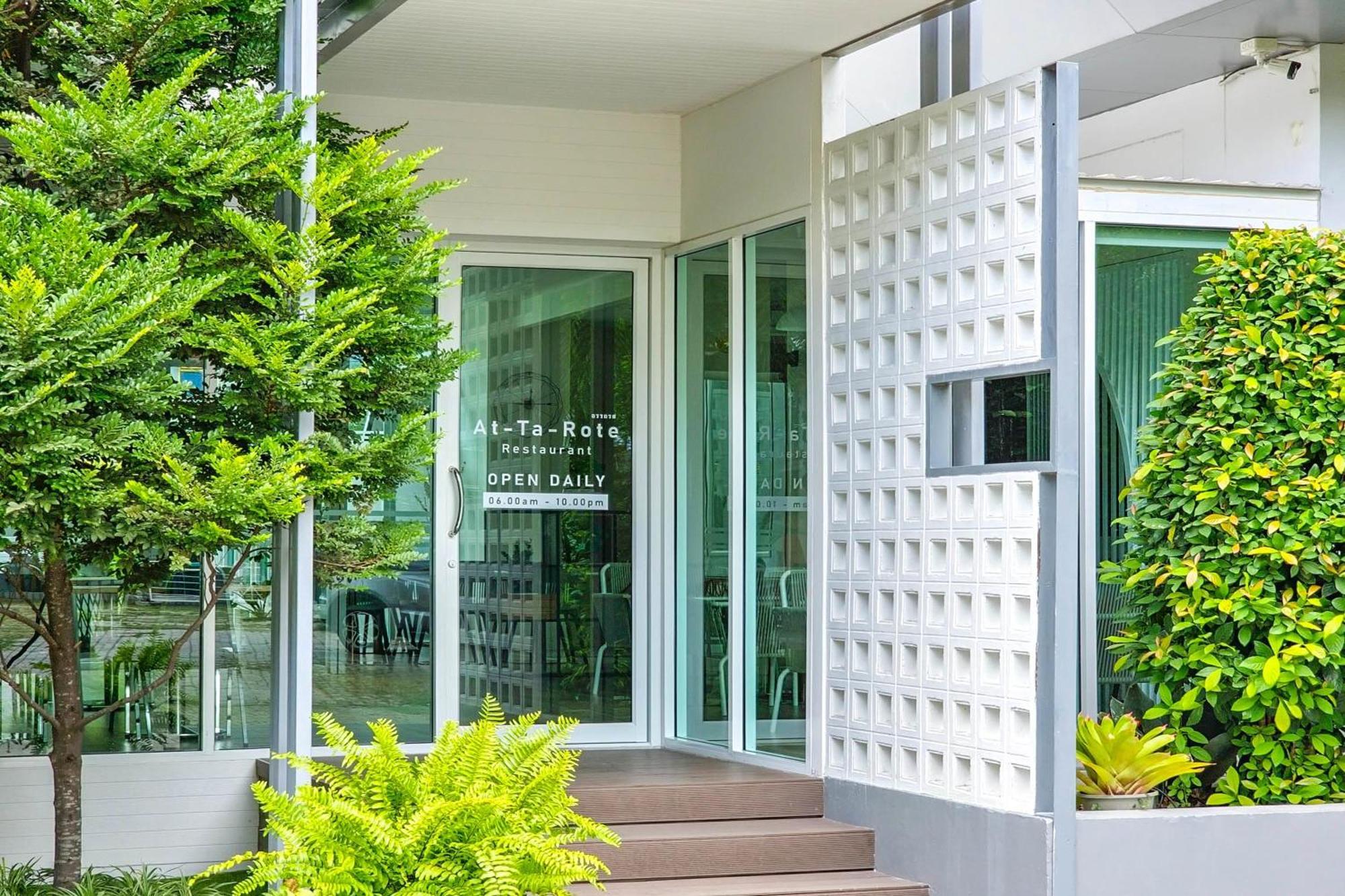 Phavina Hotel Rayong Sha Extra Plus Bagian luar foto